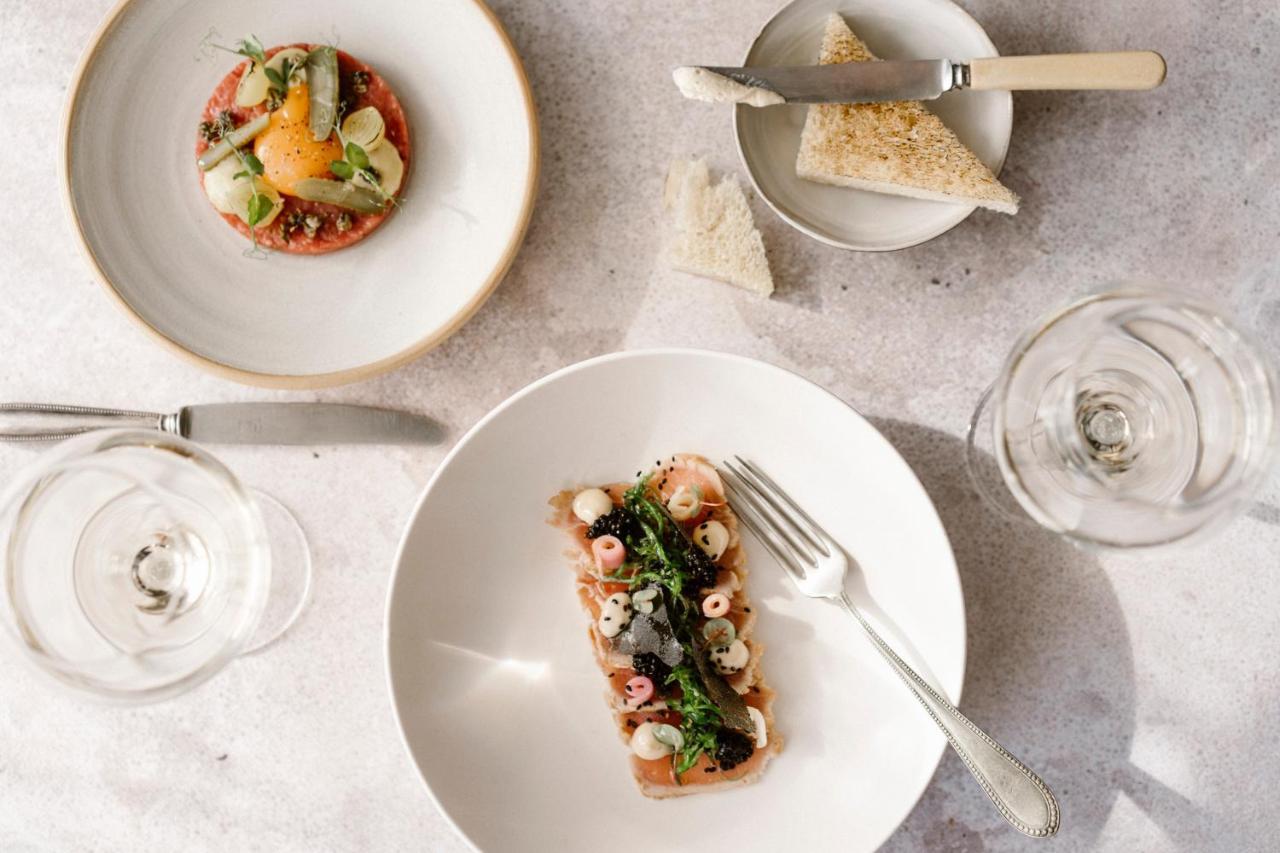 Amadeus Restaurant & Boutique Hotel 웰 외부 사진